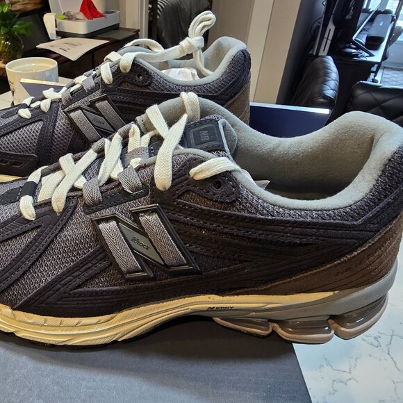 New Balance Men 1906 Phantom M1906FE MENS SIZE 10 BLACK BROWN SNEAKER SHOE NEW - Picture 1 of 11